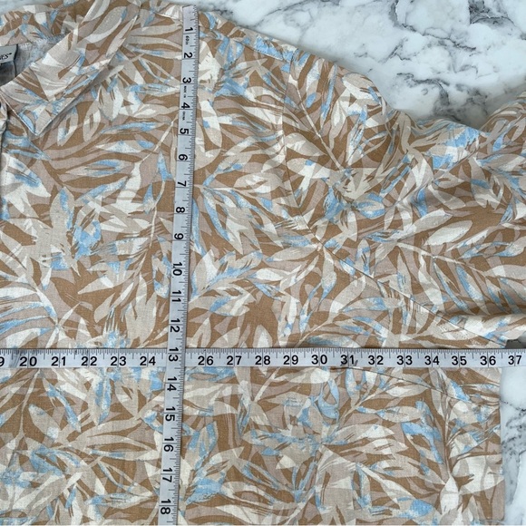 Catherine’s linen button front top 3/4 length sleeves tan blue leaf print 6X - Picture 8 of 11